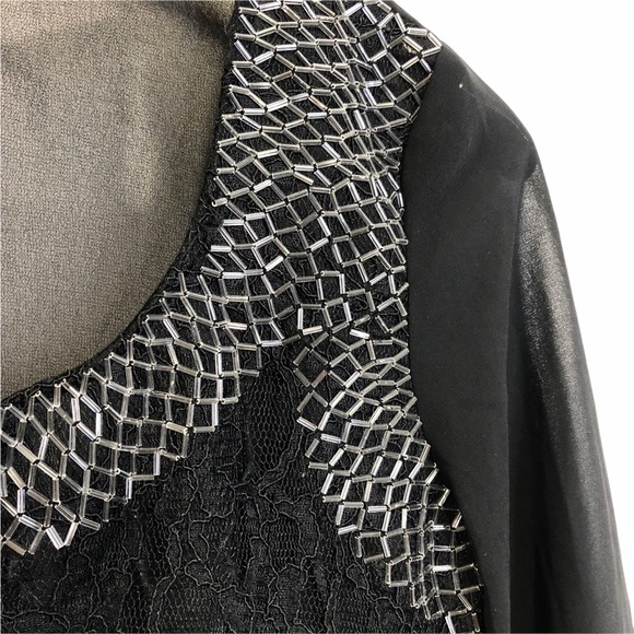 Buckle Leaf Method Top Sheer Black - Picture 4 of 12